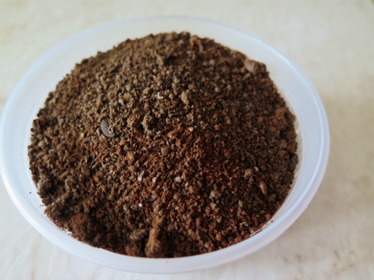Hello fellow coffee drinking! Here's a fun trick to reusing coffee grinds that you may not have thought of before. Now grab another cup of coffee!
