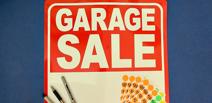 Ultimate Checklist for a Completely Organized Garage Sale